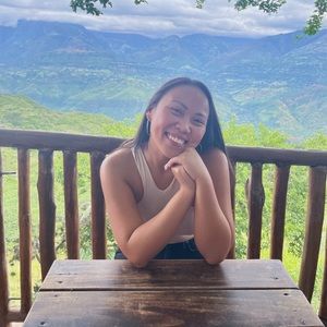 Meet your Posher, Lisa